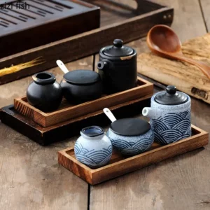 Pot à épices en céramique, salière et poivrière, plateau en bois, boîte d'assaisonnement, outils...